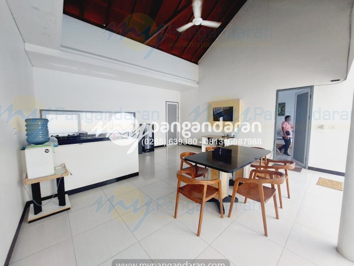 Tampilan Family Room Villa Intan Pangandaran